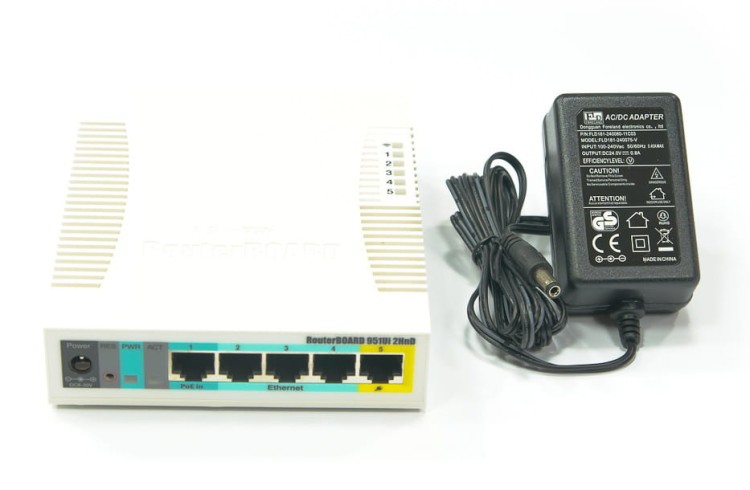 c643e990e037324f87aee7b0d6b4009c